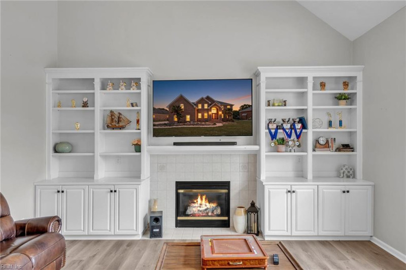 Photo 20 of 39 residential for sale in Chesapeake virginia