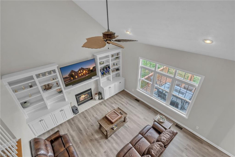 Photo 27 of 39 residential for sale in Chesapeake virginia