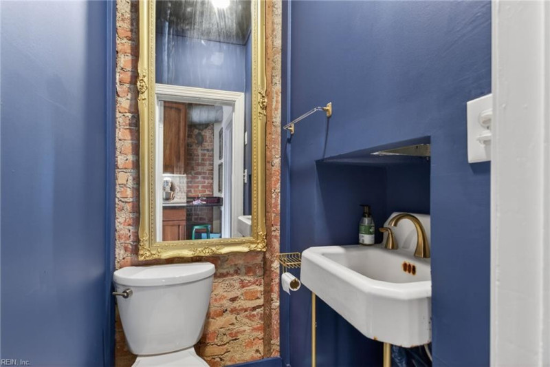 Photo 14 of 40 residential for sale in Newport News virginia