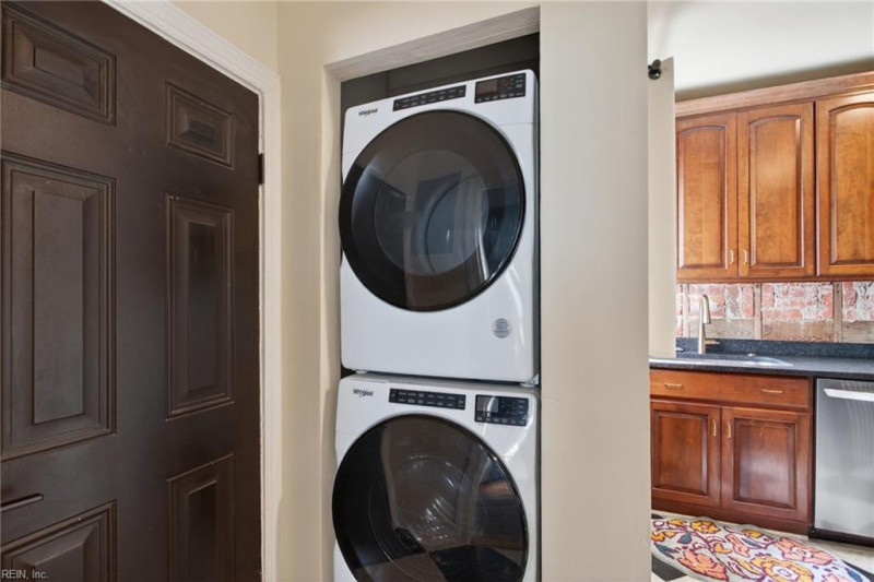 Photo 18 of 40 residential for sale in Newport News virginia