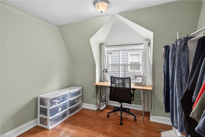 Photo 28 of 40 residential for sale in Newport News virginia