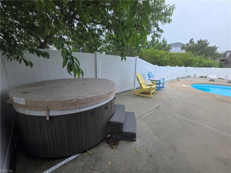 Photo 35 of 40 residential for sale in Virginia Beach virginia