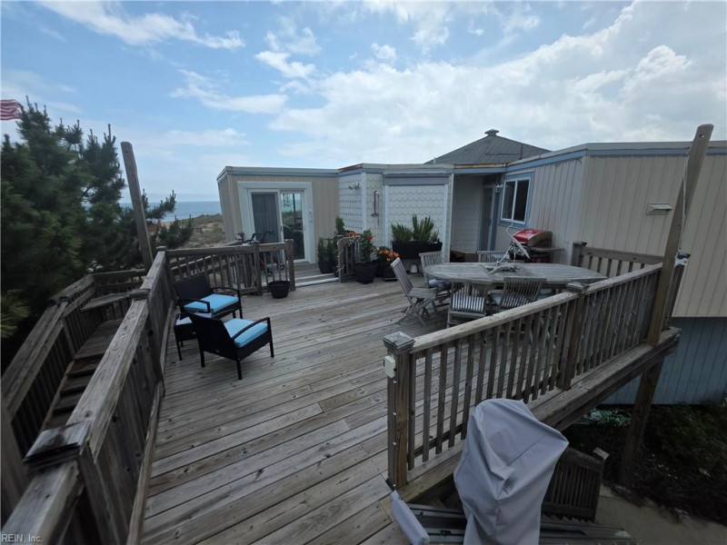 Photo 7 of 40 residential for sale in Virginia Beach virginia