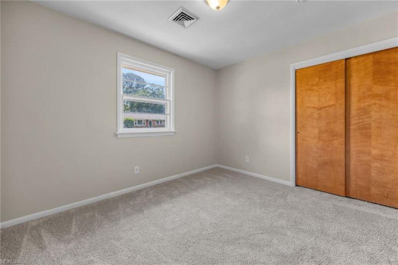 Photo 14 of 29 residential for sale in Chesapeake virginia Photo 14 of 29 residential for sale in Chesapeake virginia
