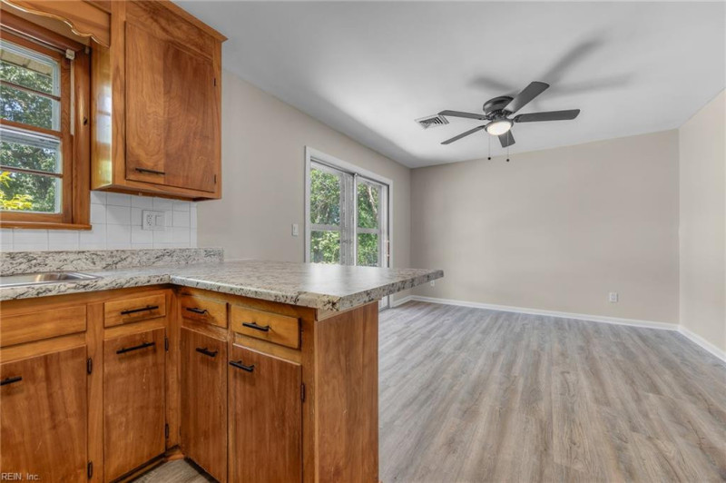 Photo 6 of 29 residential for sale in Chesapeake virginia Photo 6 of 29 residential for sale in Chesapeake virginia