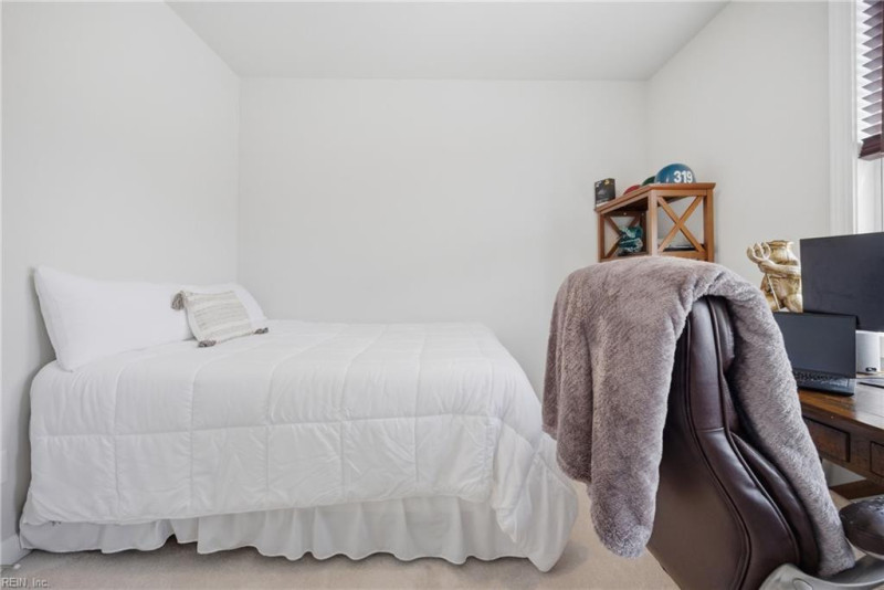 Photo 12 of 50 residential for sale in Virginia Beach virginia