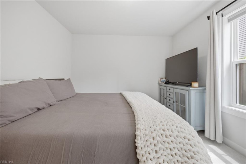 Photo 19 of 50 residential for sale in Virginia Beach virginia