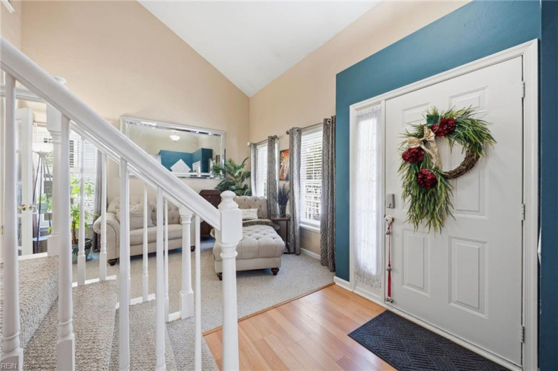 Photo 15 of 43 residential for sale in Chesapeake virginia