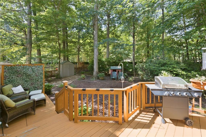 Photo 30 of 43 residential for sale in Chesapeake virginia