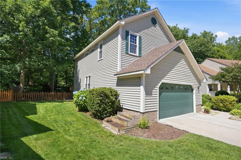 Photo 33 of 43 residential for sale in Chesapeake virginia