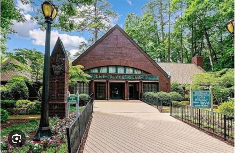 Photo 40 of 43 residential for sale in Chesapeake virginia