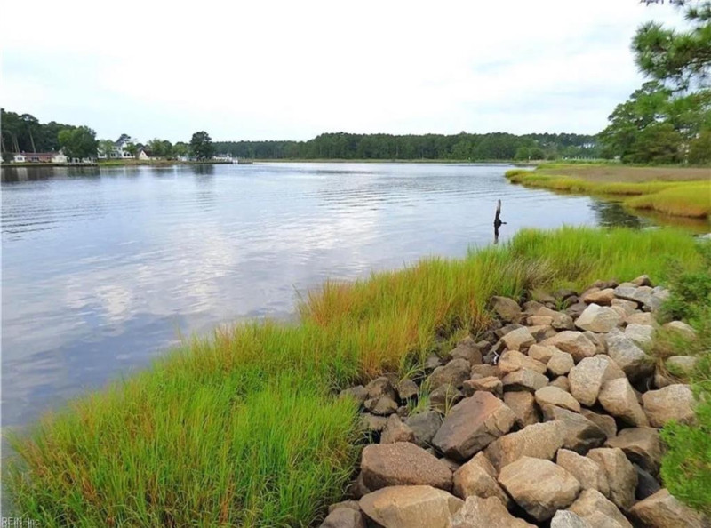 Photo 41 of 43 residential for sale in Chesapeake virginia