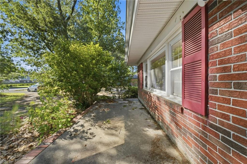 Photo 16 of 23 residential for sale in Virginia Beach virginia