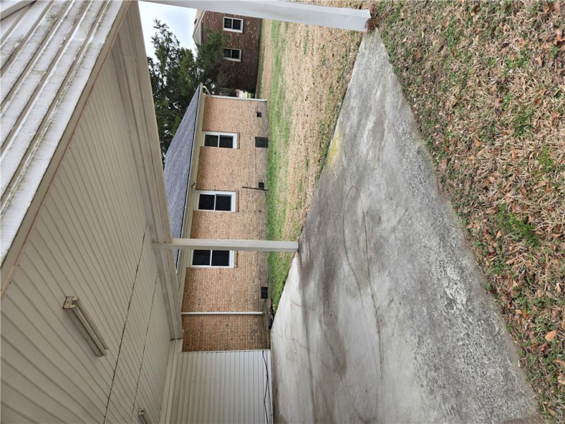 Photo 3 of 10 residential for sale in Southampton County virginia
