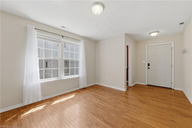 Photo 7 of 22 residential for sale in Norfolk virginia Photo 7 of 22 residential for sale in Norfolk virginia
