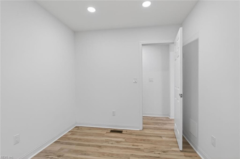 Photo 22 of 34 residential for sale in Virginia Beach virginia