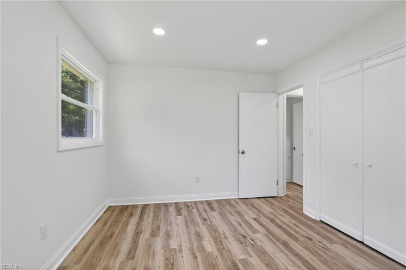 Photo 24 of 34 residential for sale in Virginia Beach virginia