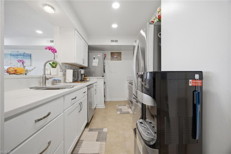 Photo 10 of 35 residential for sale in Norfolk virginia