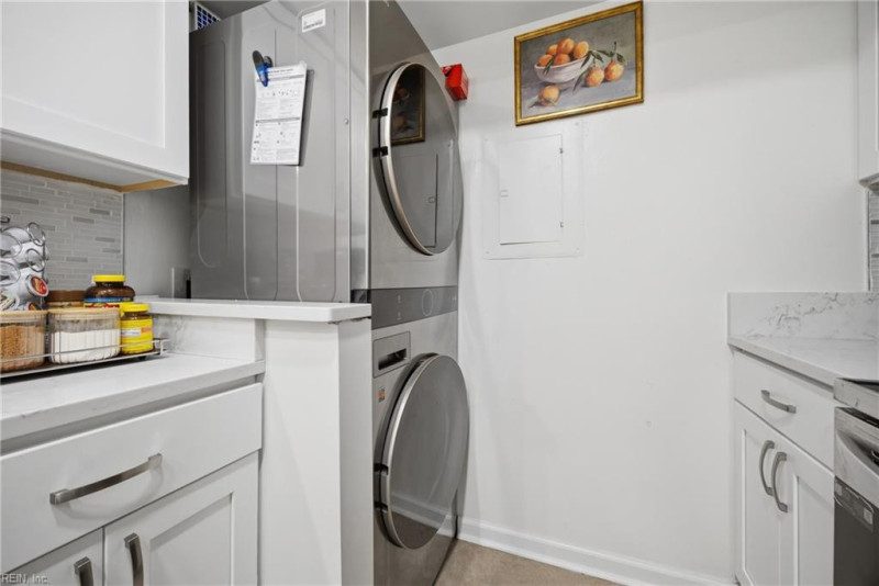 Photo 13 of 35 residential for sale in Norfolk virginia
