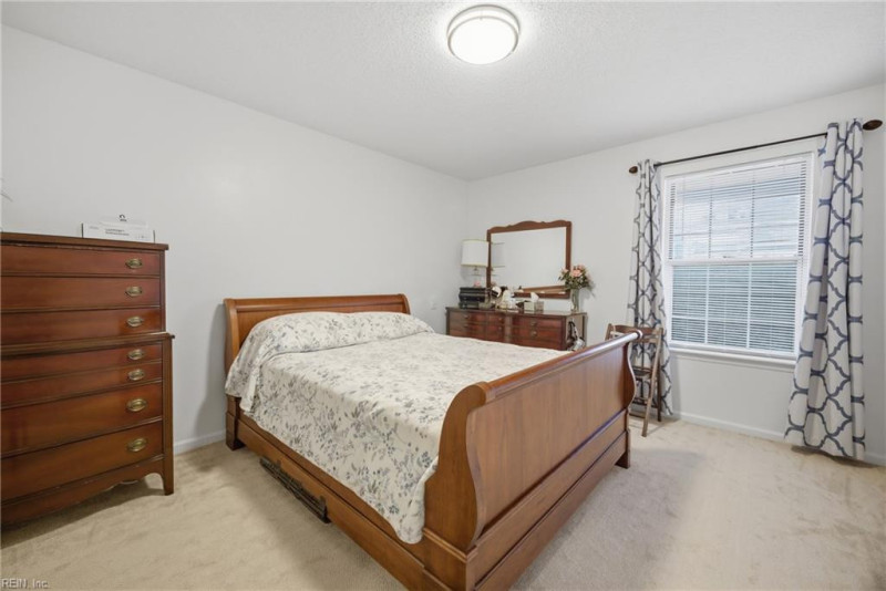 Photo 17 of 35 residential for sale in Norfolk virginia