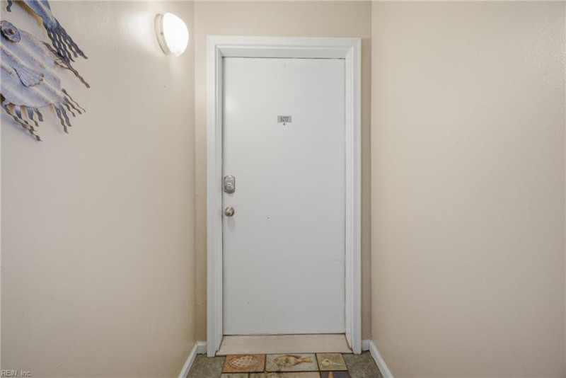 Photo 3 of 35 residential for sale in Norfolk virginia