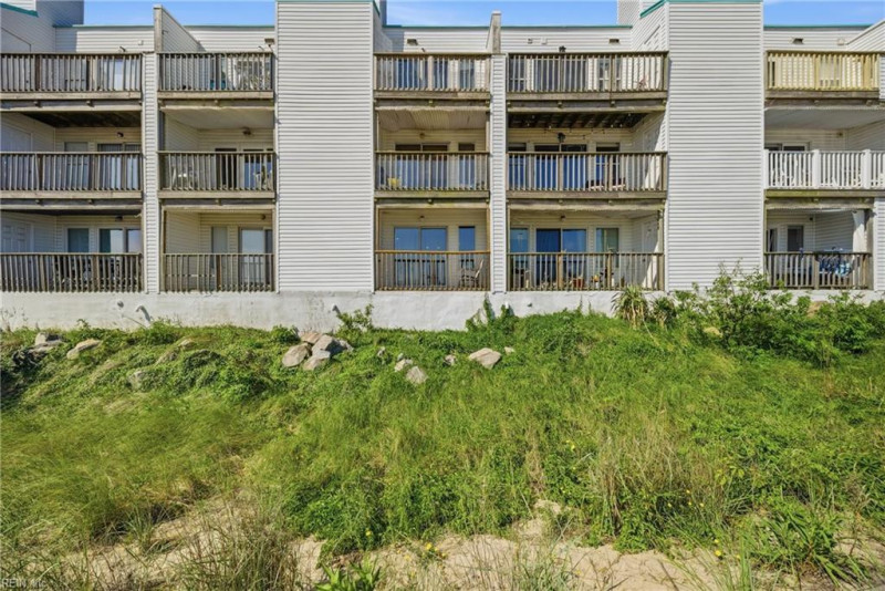 Photo 30 of 35 residential for sale in Norfolk virginia