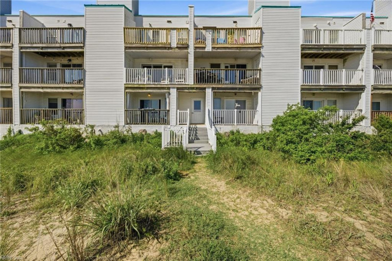Photo 31 of 35 residential for sale in Norfolk virginia