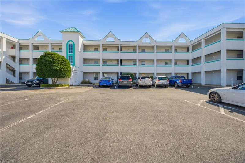 Photo 34 of 35 residential for sale in Norfolk virginia