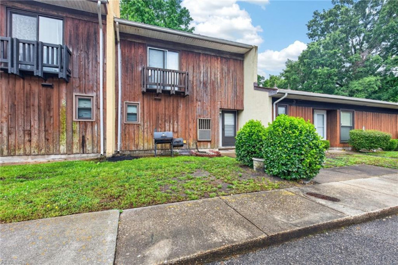 Photo 4 of 19 residential for sale in Norfolk virginia Photo 4 of 19 residential for sale in Norfolk virginia