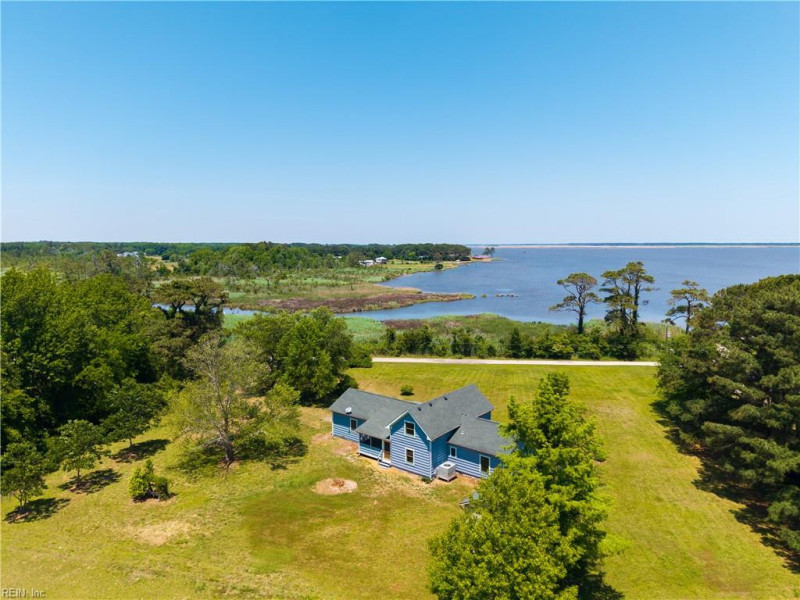 Photo 19 of 44 residential for sale in Currituck County virginia