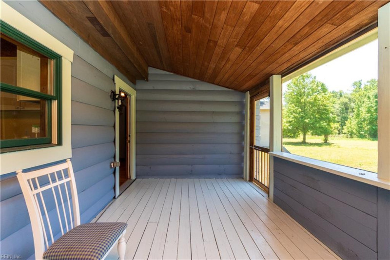 Photo 26 of 44 residential for sale in Currituck County virginia