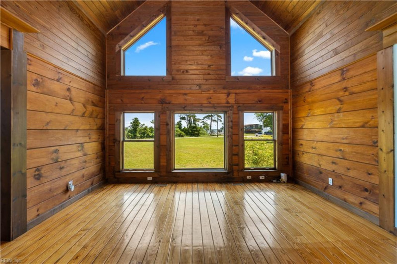 Photo 38 of 44 residential for sale in Currituck County virginia