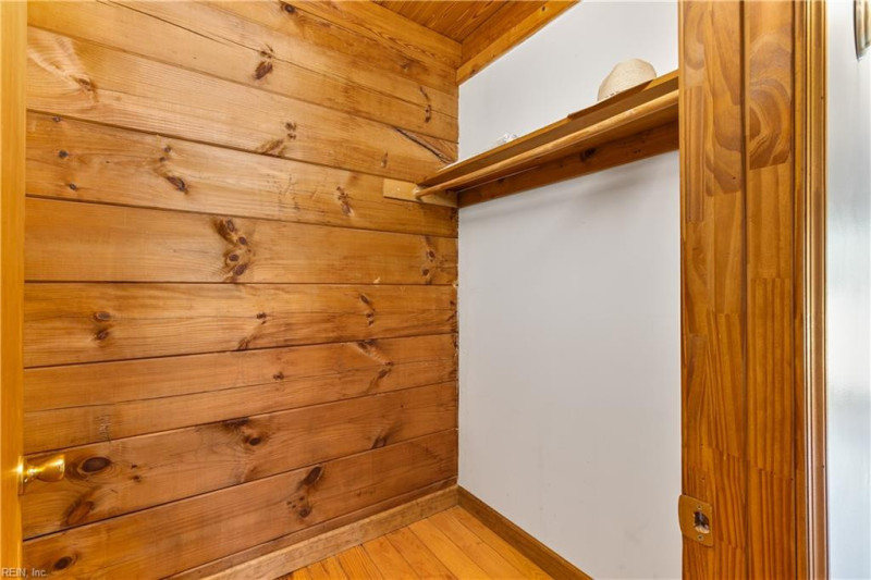 Photo 40 of 44 residential for sale in Currituck County virginia
