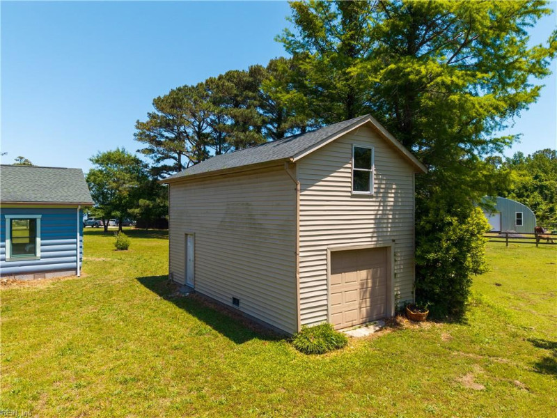 Photo 41 of 44 residential for sale in Currituck County virginia