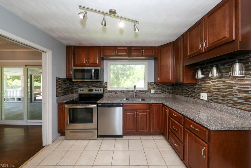 Photo 11 of 34 residential for sale in Norfolk virginia Photo 11 of 34 residential for sale in Norfolk virginia
