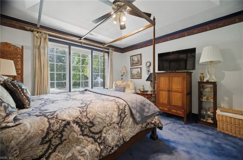 Photo 13 of 49 residential for sale in Chesapeake virginia
