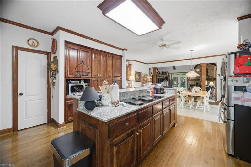 Photo 27 of 49 residential for sale in Chesapeake virginia