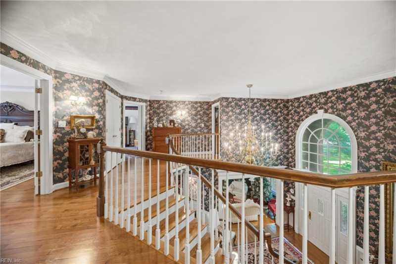 Photo 4 of 49 residential for sale in Chesapeake virginia