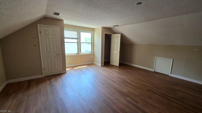 Photo 13 of 28 residential for sale in Virginia Beach virginia