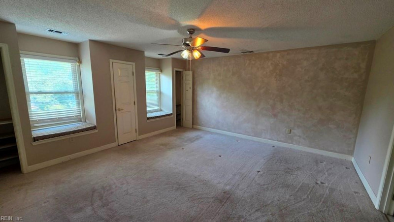 Photo 19 of 28 residential for sale in Virginia Beach virginia