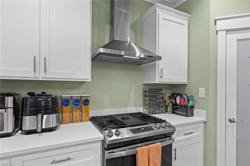Photo 10 of 37 residential for sale in Chesapeake virginia Photo 10 of 37 residential for sale in Chesapeake virginia