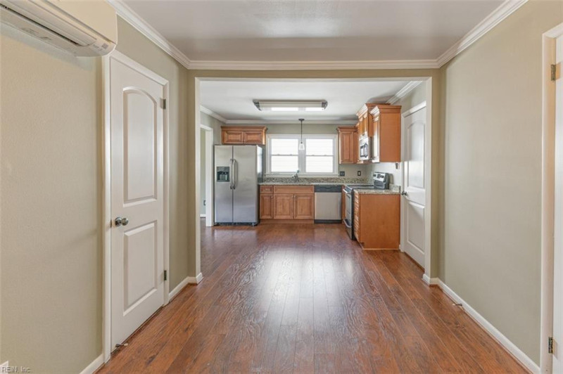 Photo 9 of 27 residential for sale in Hampton virginia