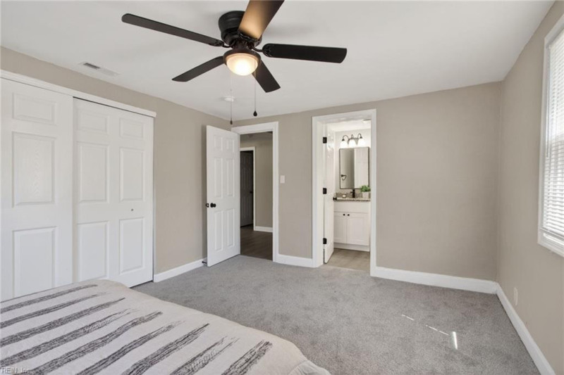 Photo 15 of 24 residential for sale in Suffolk virginia