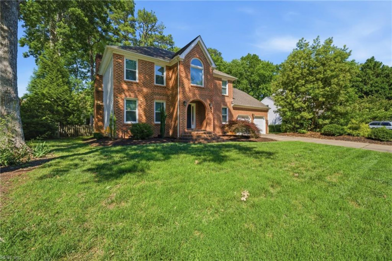 Photo 2 of 41 residential for sale in Chesapeake virginia