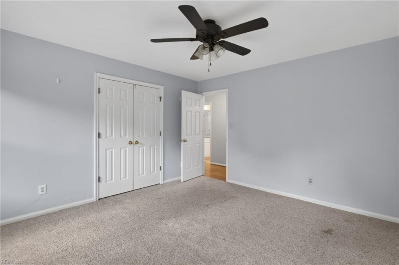 Photo 30 of 41 residential for sale in Chesapeake virginia