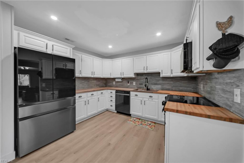 Photo 9 of 37 residential for sale in Virginia Beach virginia Photo 9 of 37 residential for sale in Virginia Beach virginia