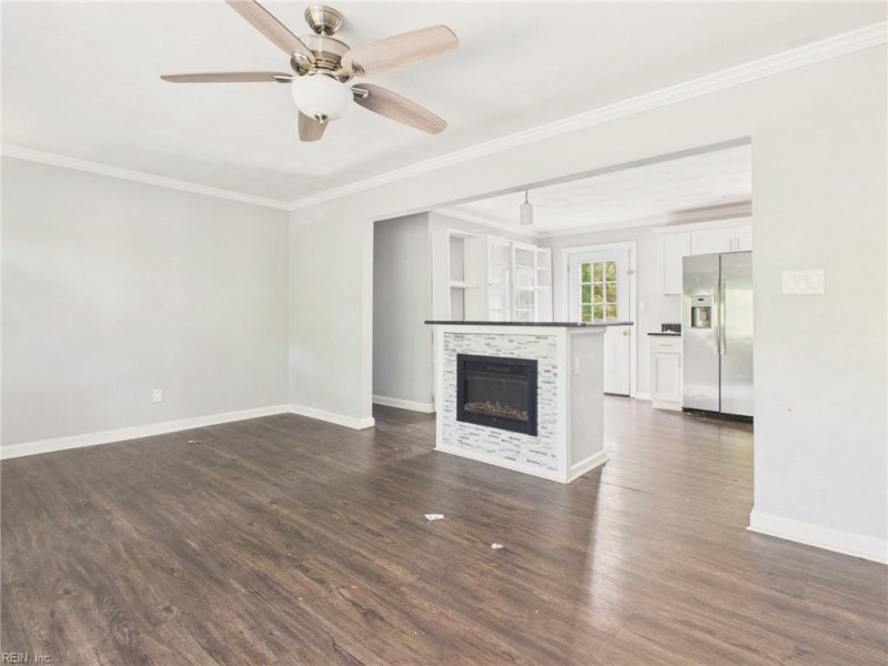 Photo 15 of 25 residential for sale in Virginia Beach virginia