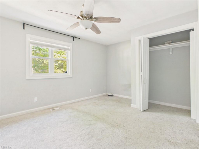 Photo 17 of 25 residential for sale in Virginia Beach virginia