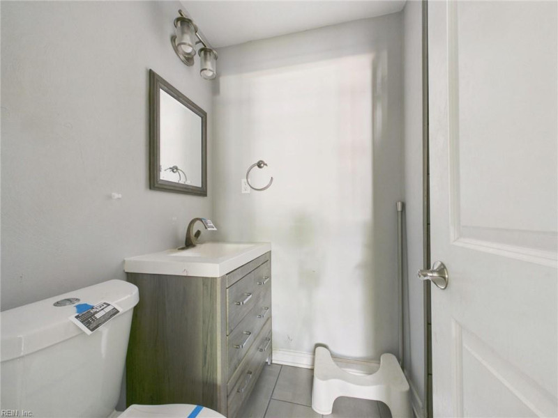 Photo 18 of 25 residential for sale in Virginia Beach virginia