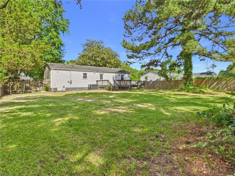 Photo 6 of 25 residential for sale in Virginia Beach virginia